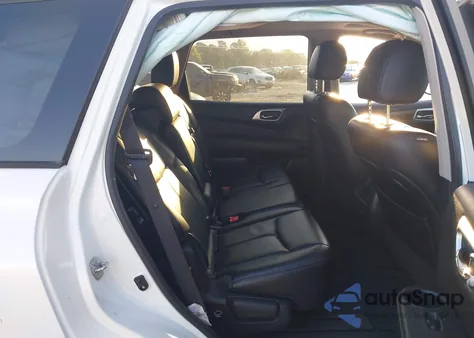 2017 Nissan Pathfinder Platinum z USA, uszkodzony, nr VIN 5N1DR2MN4HC615634